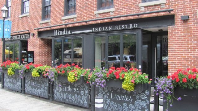 patio-or-dine-inside