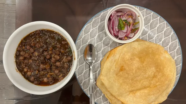 Butter & Bhatura